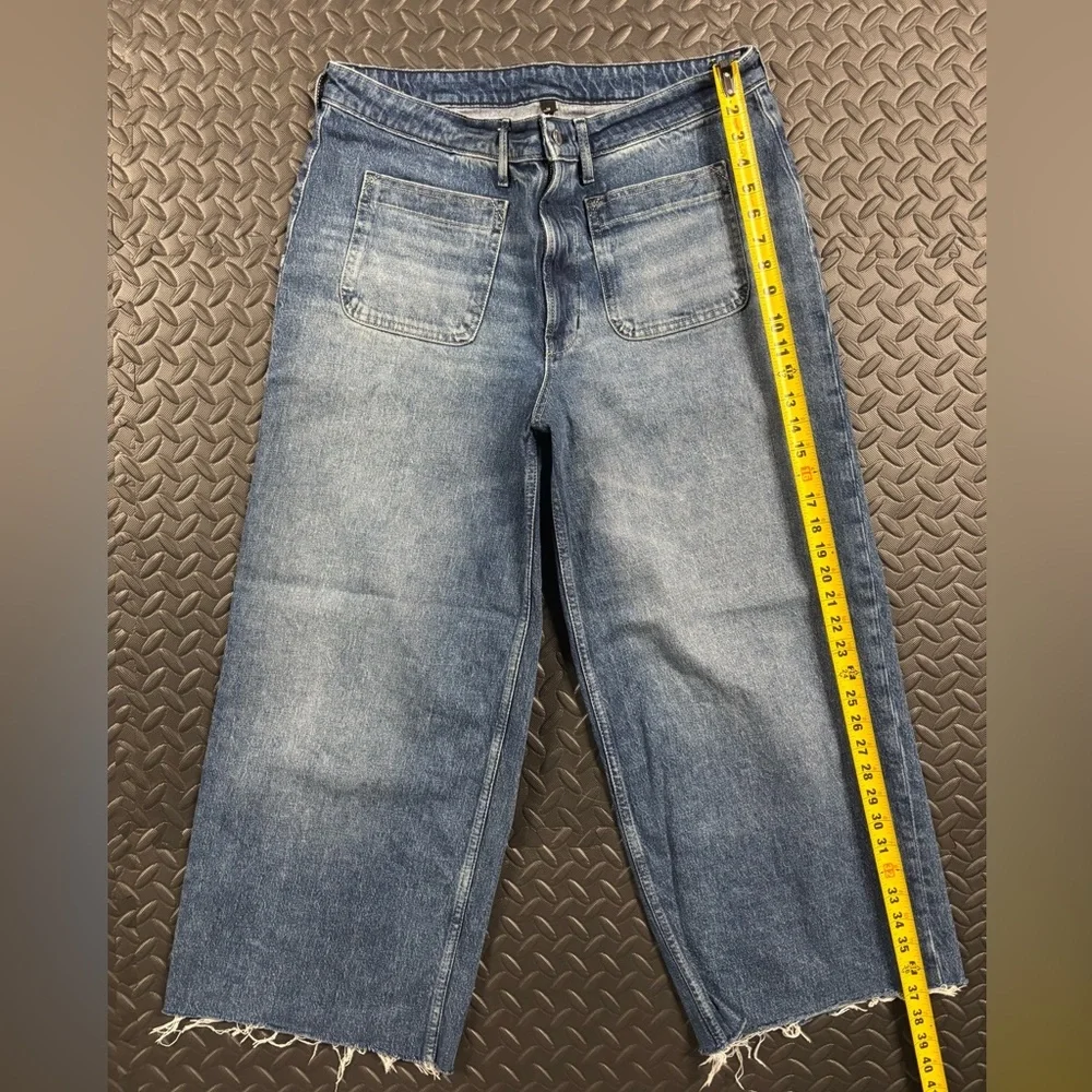 Super High Rise Wide Leg Jeans Raw Hem Cropped Size 16